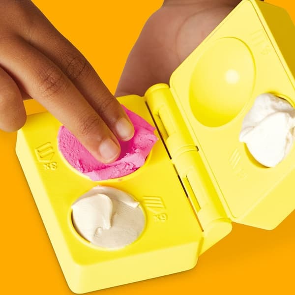 PLAY-DOH Super Slice Cake Playset