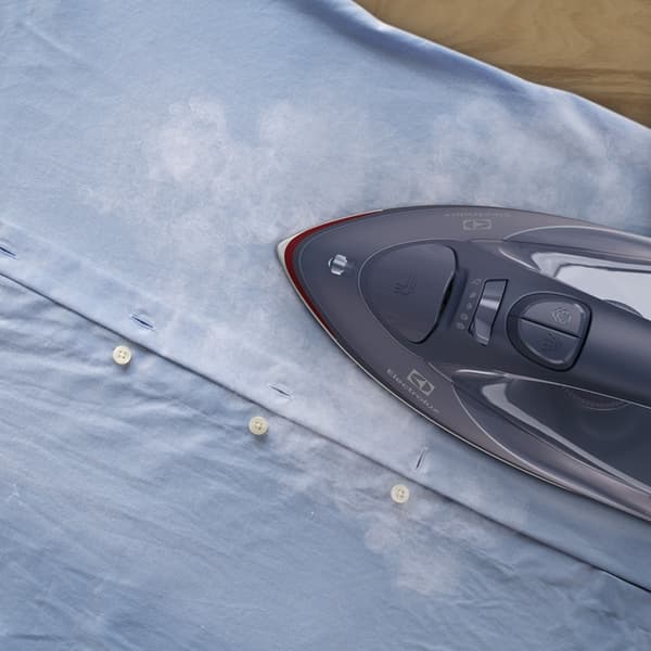 Electrolux Ångstrykjärn Refine600 Misty Navy E6SI1-4MN