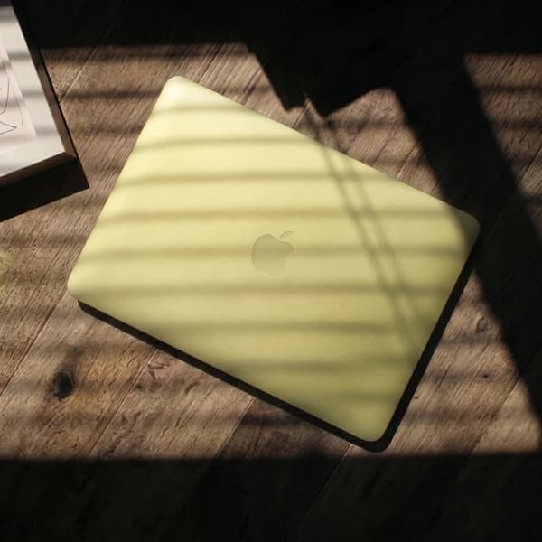 Tech-Protect Cover til Macbook Neo 13 (2026) Soft Shell - Matte Citrus