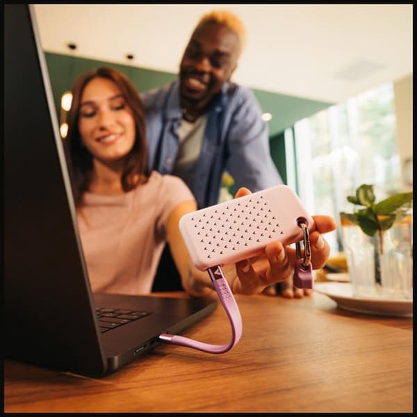 Verbatim Extern hårddisk Pocket SSD 2TB USB-C 3.2 Gen 2 - Vit/Lila