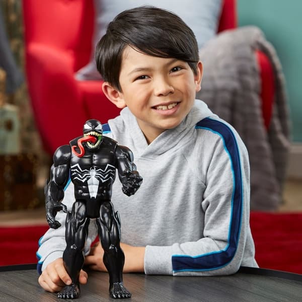 MARVEL Spider-man Titan Hero Deluxe Venom