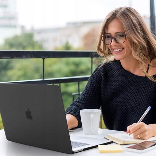 Tech-Protect Macbook Air 15 Cover Smartshell - Krystalklar