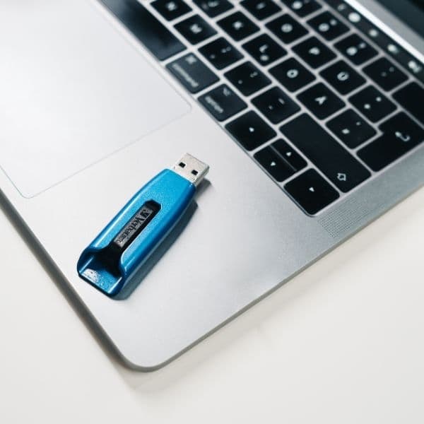 Verbatim Pendrive 128GB USB-A 3.2 V3 MAX - Sininen