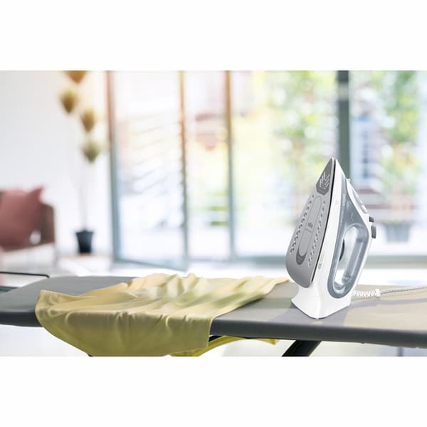Braun dampstrygejern SI3054GY