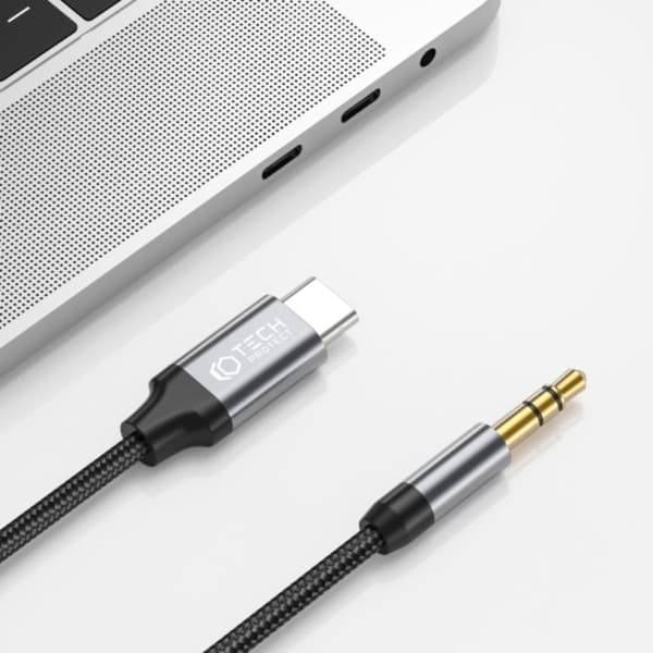 Tech-Protect USB-C To Aux Mini (3.5mm) Kaapeli 120 cm Musta