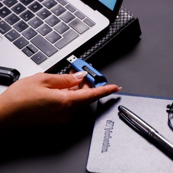 Verbatim Pendrive 128GB USB-A 3.2 V3 MAX - Sininen