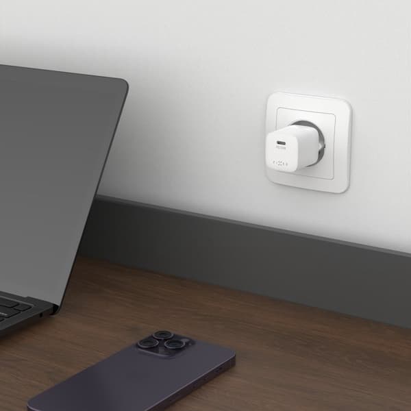 FIXED Super Snabb Mini Hemladdare USB-C PD 30W Vit