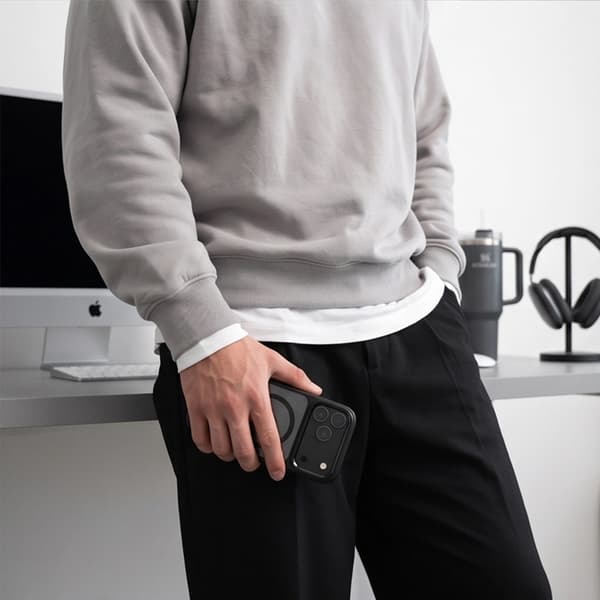 Tech-Protect Mobilskal till iPhone 18 Pro Max/17 Pro Max Magsafe Magmat CC