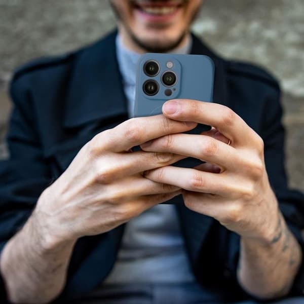 Mobilskal till iPhone 16 Pro Max MagSafe Silikon - Blå