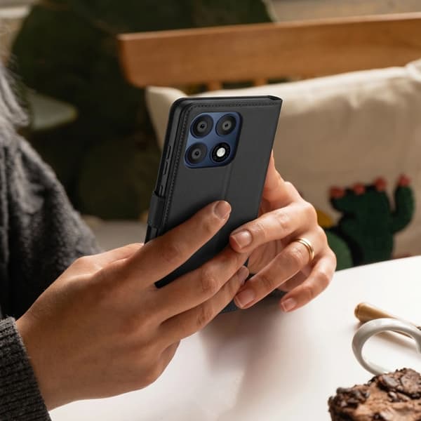 Tech-Protect Pungcover til Motorola Edge 70 Pro 5G - Sort