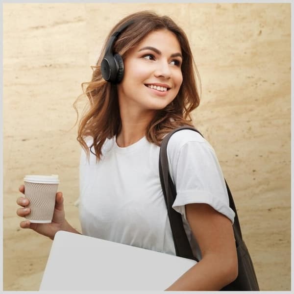 Motorola Over-Ear Hörlurar Bluetooth XT220