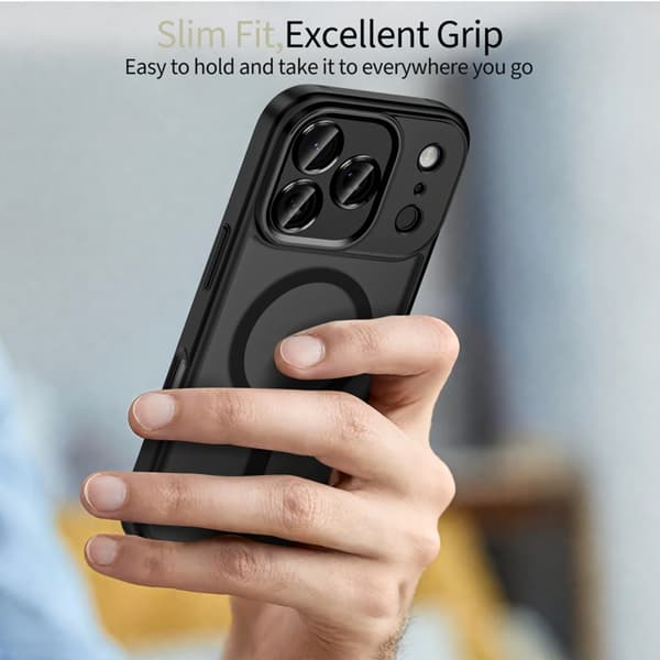 Tech-Protect iPhone 17 Pro Magsafe telefontaske med kameradæksel - sort