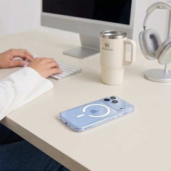 Tech-Protect Mobilskal För iPhone 18 Pro/17 Pro Magsafe Flexair Hybrid - Clear