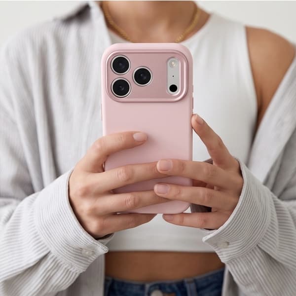 Tech-Protect Mobilskal till iPhone 18 Pro Max/17 Pro Max Magsafe Uniq CC
