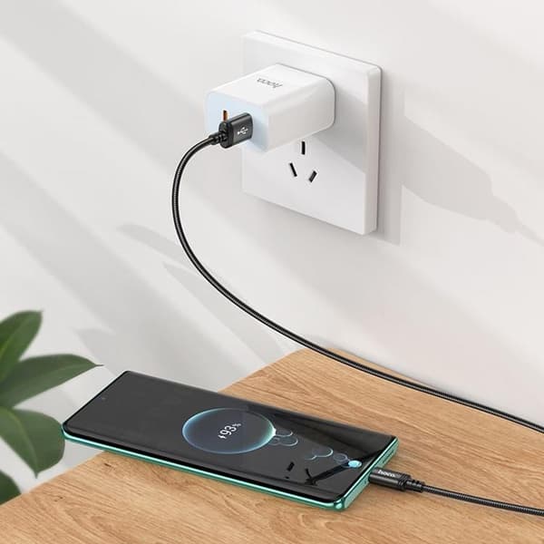 HOCO USB-A–USB-C-kaapeli 3A 2m X89 – Musta