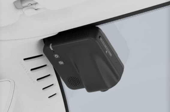 Volvo Dash cam edessä