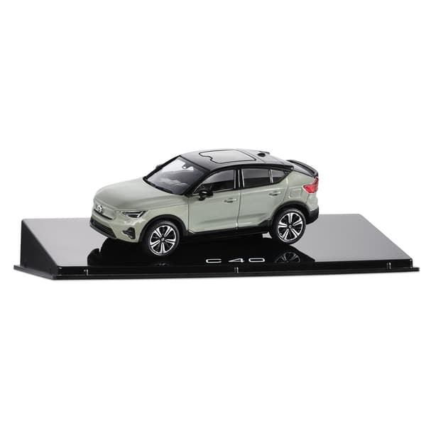 VOLVO model C40 Recharge 1:43 Saga Green OE