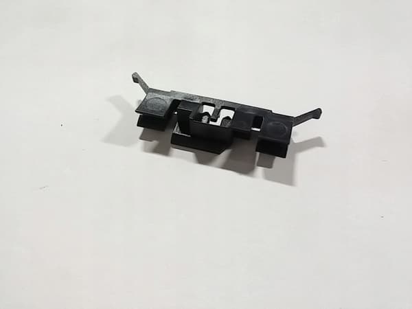 VOLVO forrudeclips 30753989 OE