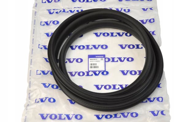 VOLVO S40 V50 främre dörrpackning 8663911 30661312