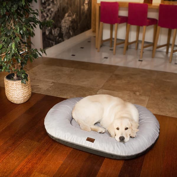 Oval hundeseng taupe, 90 x 65 cm – E-Doggy