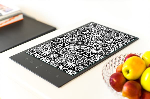GLAS SKÄRBRÄDA 35x52 MOSAIK