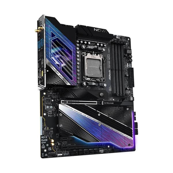 ASRock X870E Nova WiFi bundkort