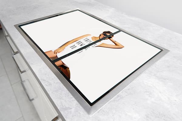 GLASSKYDDSPLÅT FÖR SPIS 75x52 DAM