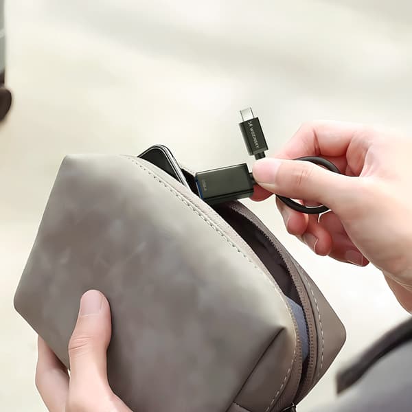 USB-C (uros) - USB-A (naaras) OTG-sovitin - musta