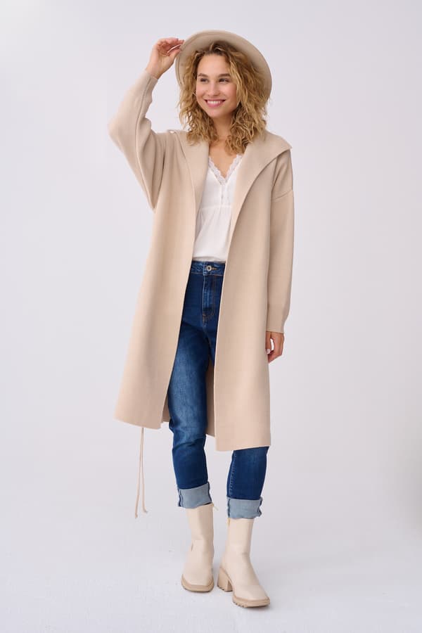 Huggo Lys Beige Plus Size Damefrakke