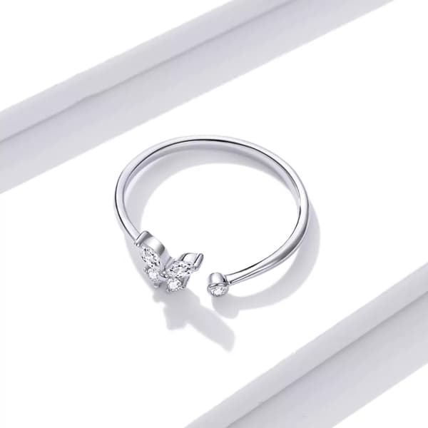 Silverfjärilsring med zirkoner Silver S925