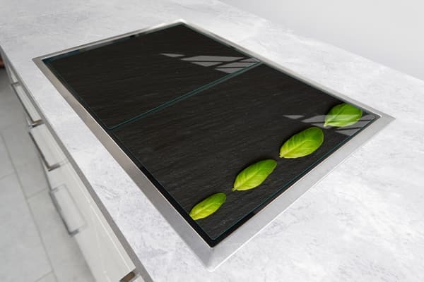 LASINEN SUOJALEVY LIEDELLE 85x52 BASIL