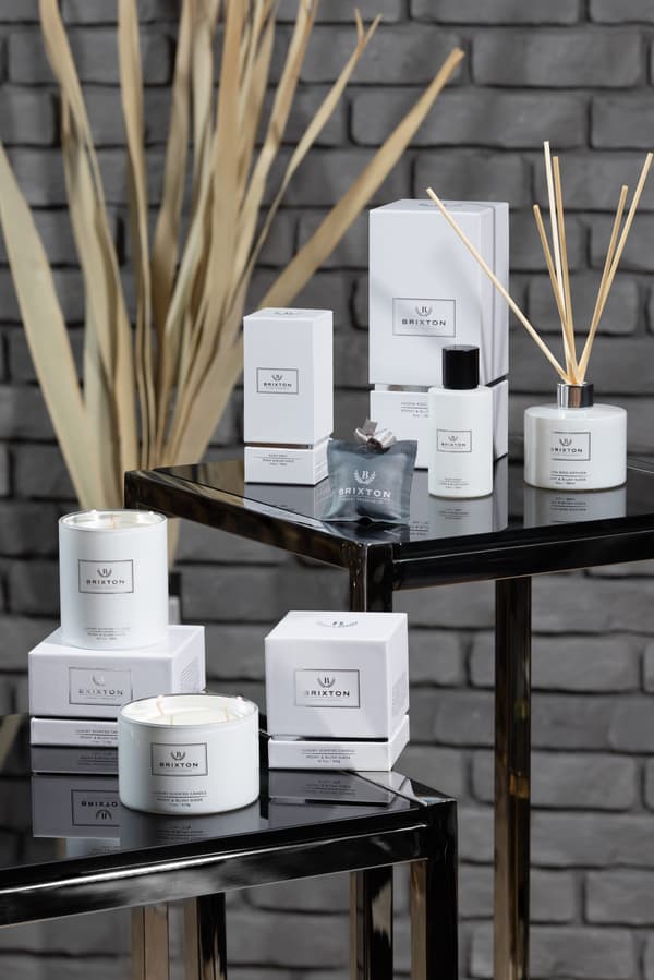 BRIXTON 180ml Peony & Blush Suede Homms Doftdiffusor med rör