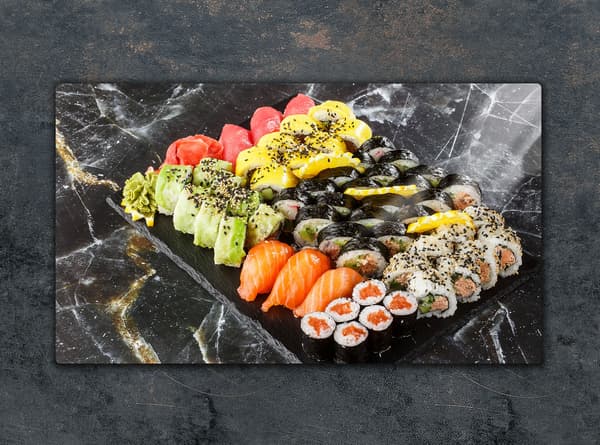 SKÄRBRÄDA I GLAS 52x30 SUSHI