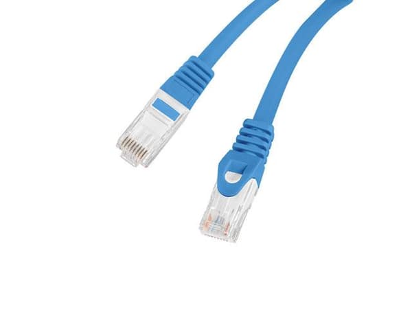 Patchkabel Lanberg UTP kat.6 10m LSZH CU flukepassad blå