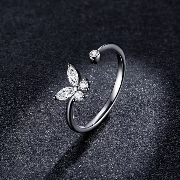 Silverfjärilsring med zirkoner Silver S925