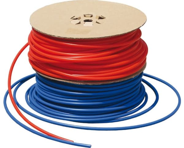 Halvstyv polyetenslang 12 mm Halvstyv polyetenslang 12 mm blå