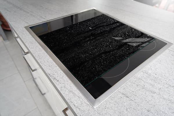 SKÄRBRÄDA I GLAS 45x52 SVART