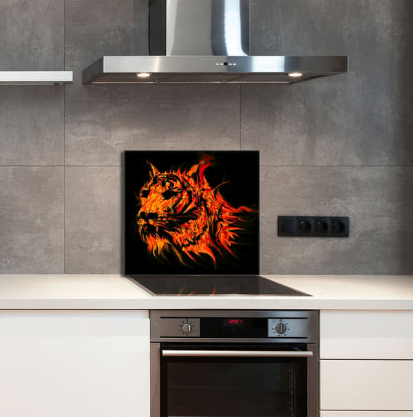 KEITTIÖN LASIPANEELI 65x60 Tiger
