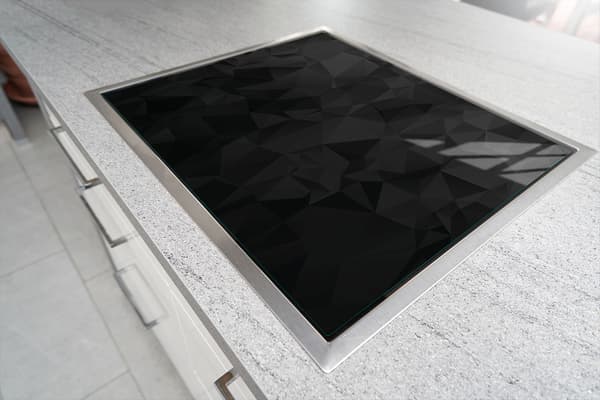 SKÄRBRÄDA I GLAS 52x30 SVART