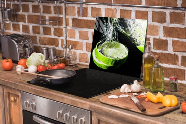 GLASBESKYTTELSESPLADE TIL KOMFUR 50x52 LIME