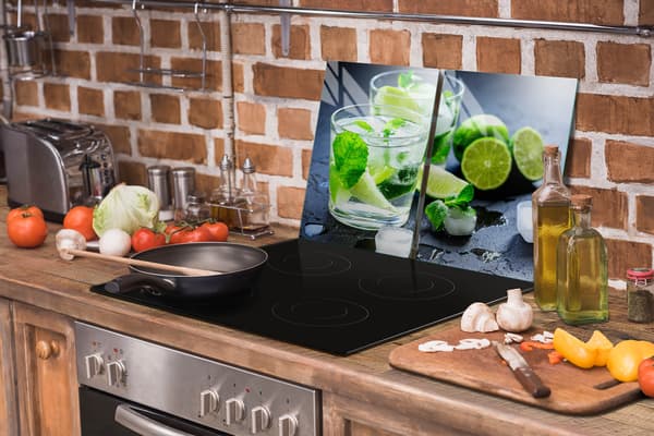 GLASSKYDDSPLÅT FÖR SPIS 70x52 LIME