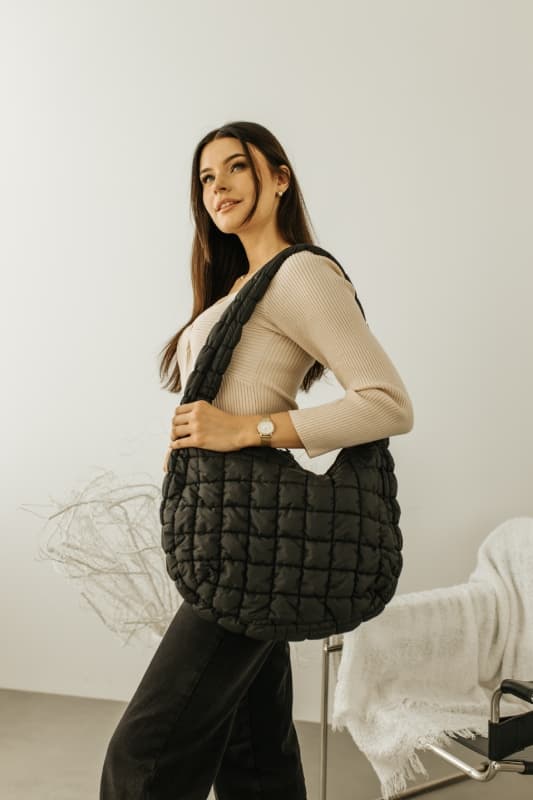 BTD-BK-01 sort quiltet dametaske CLOUDY