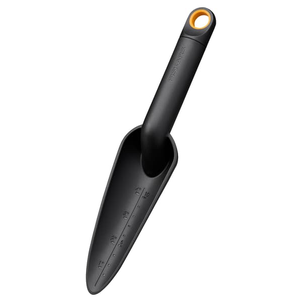 FISKARS SOLID Liten smal trädgårdsspade med måttband för plantering av växter