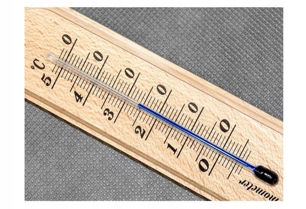 Puinen huonelämpömittari 20 cm