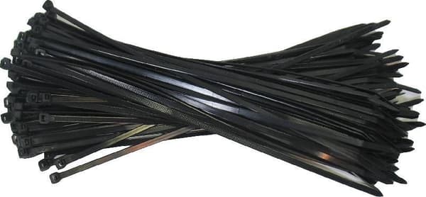 Nailonnippusiteet, mustat, 2,5x100 mm, 100 kpl, SapiSelco