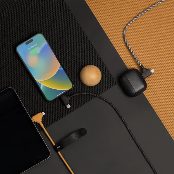 Native Union Belt Cable Duo - USB-C - USB-C / Lightning-kabel, 1,5 m (skiffergrön)
