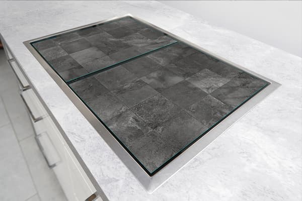GLASSKYDDSPLÅT FÖR SPIS 90x52 GRÅ