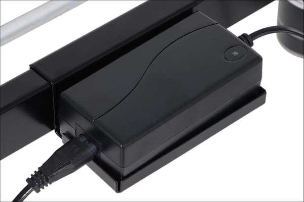 UT01N-2T SVART