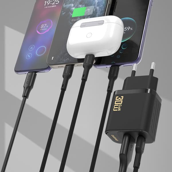 USB-A USB-C vægoplader med USB-C GaN PD 30W kabel - Sort