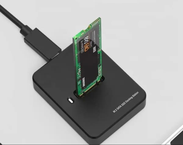 M.2 SATA SSD-adapter dockingstation